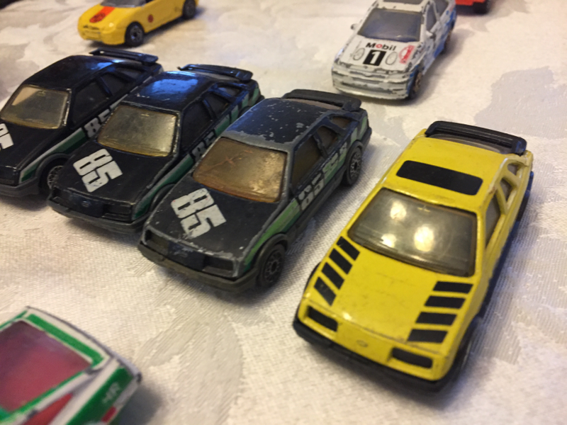 Illustration for article titled Enormous Die-Cast Collection - Box 26 - That's Alot of Stuff